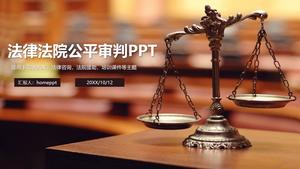 Modelo de PPT de julgamento justo legal sobre fundo de equilíbrio