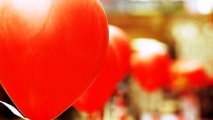2 imagini de fundal PPT cu baloane de dragoste colorate