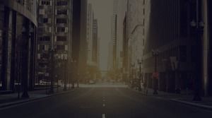 Immagine di sfondo PPT della strada nebbiosa della città all'estero