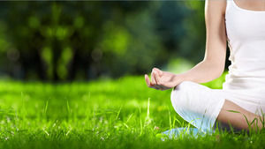 Yeşil Yoga PPT arka plan resmi