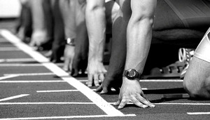 High-Speed ​​laufenden Athleten Powerpoint-Vorlage herunterladen