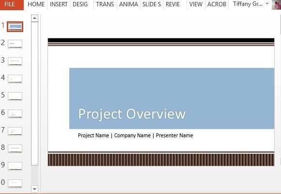 Template Ikhtisar proyek PowerPoint