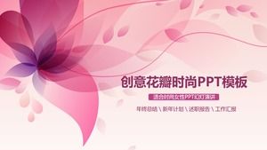 Modische PPT-Schablone mit rosa schönem Blütenblatthintergrund