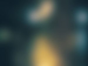 Immagine sfocata del fondo dello scorrevole confuso nero blu