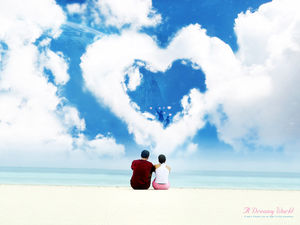 Couple under the blue sky PowerPoint background picture