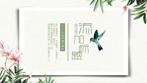 Flores y pájaros pequeña plantilla ppt de estilo literario hermoso verde fresco