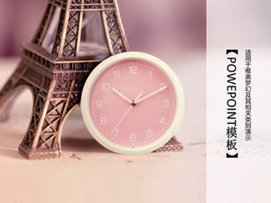 Modelo ppt de relógio da Torre Eiffel rosa quente