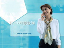 Wanita asing di unduhan template PPT bisnis latar belakang telepon