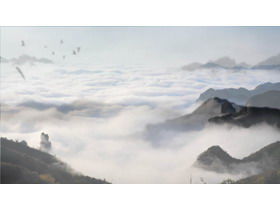 インクの山と雲の古典的な風PPTの背景画像