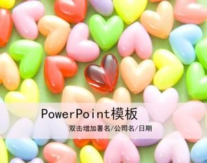 Modèle PPT créatif de bonbons colorés exquis pour la Saint-Valentin