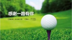 PPT-Vorlage trägt Golfhintergrund zur Schau